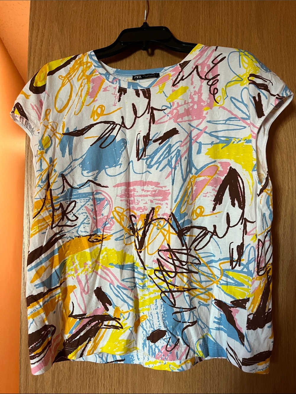 Zara White Tee with Yellow, Blue, Pink & Brown Abstract Scribbles